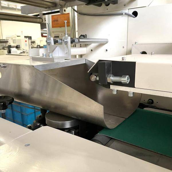ZB520AD Double Rolls Toilet Paper Packaging Machine