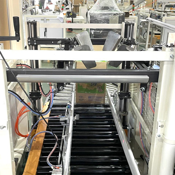 ZX660B Automatic Case Packer Machine For Facial Tissue